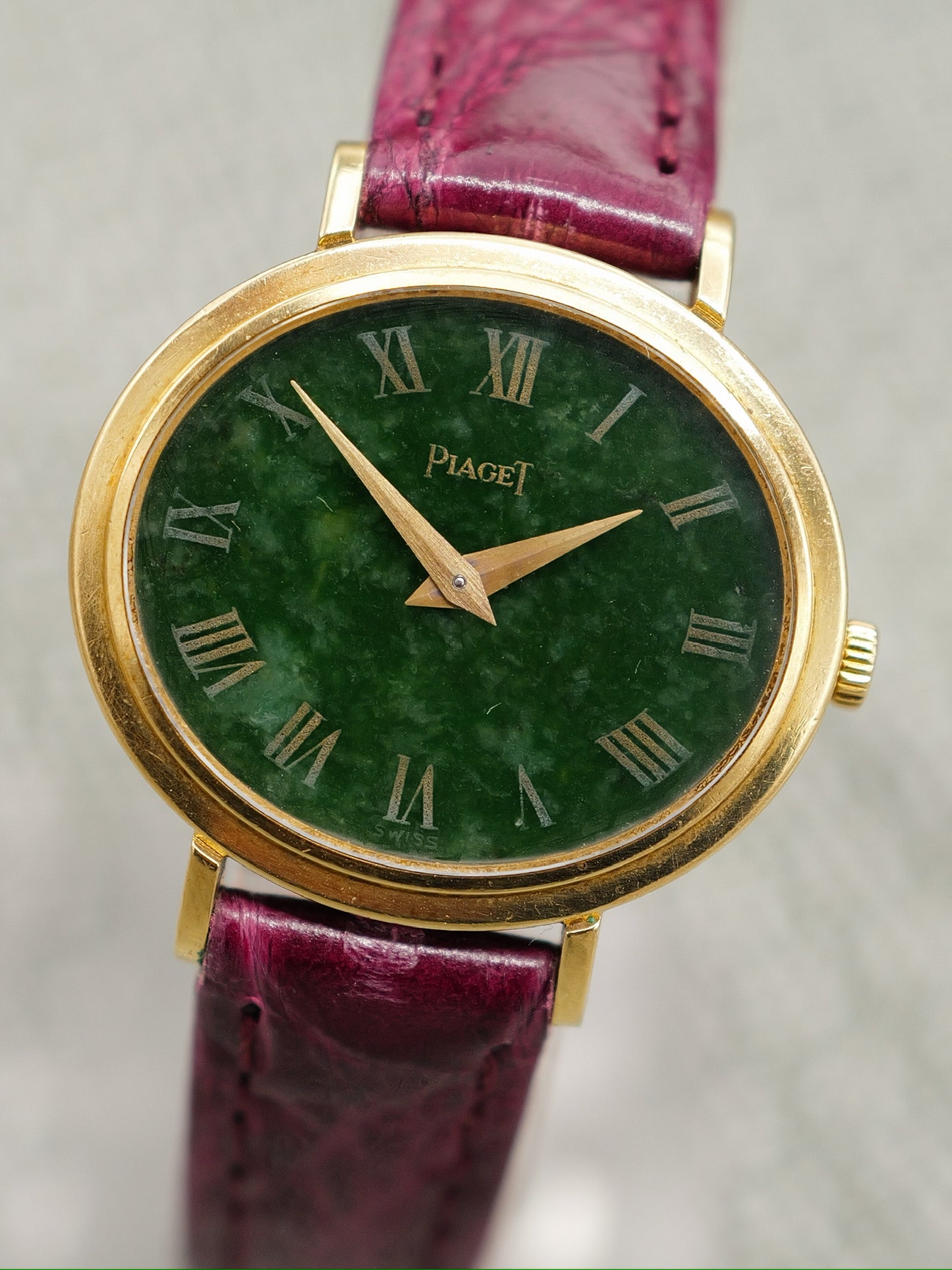 Piaget Oval