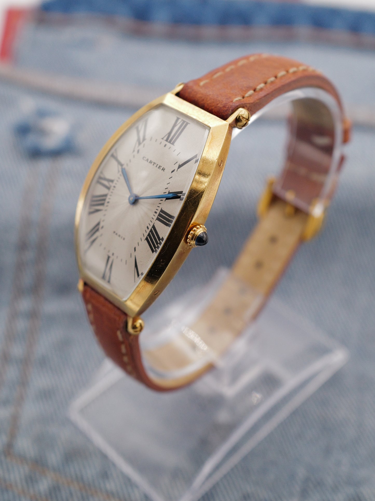 CARTIER TONNEAU