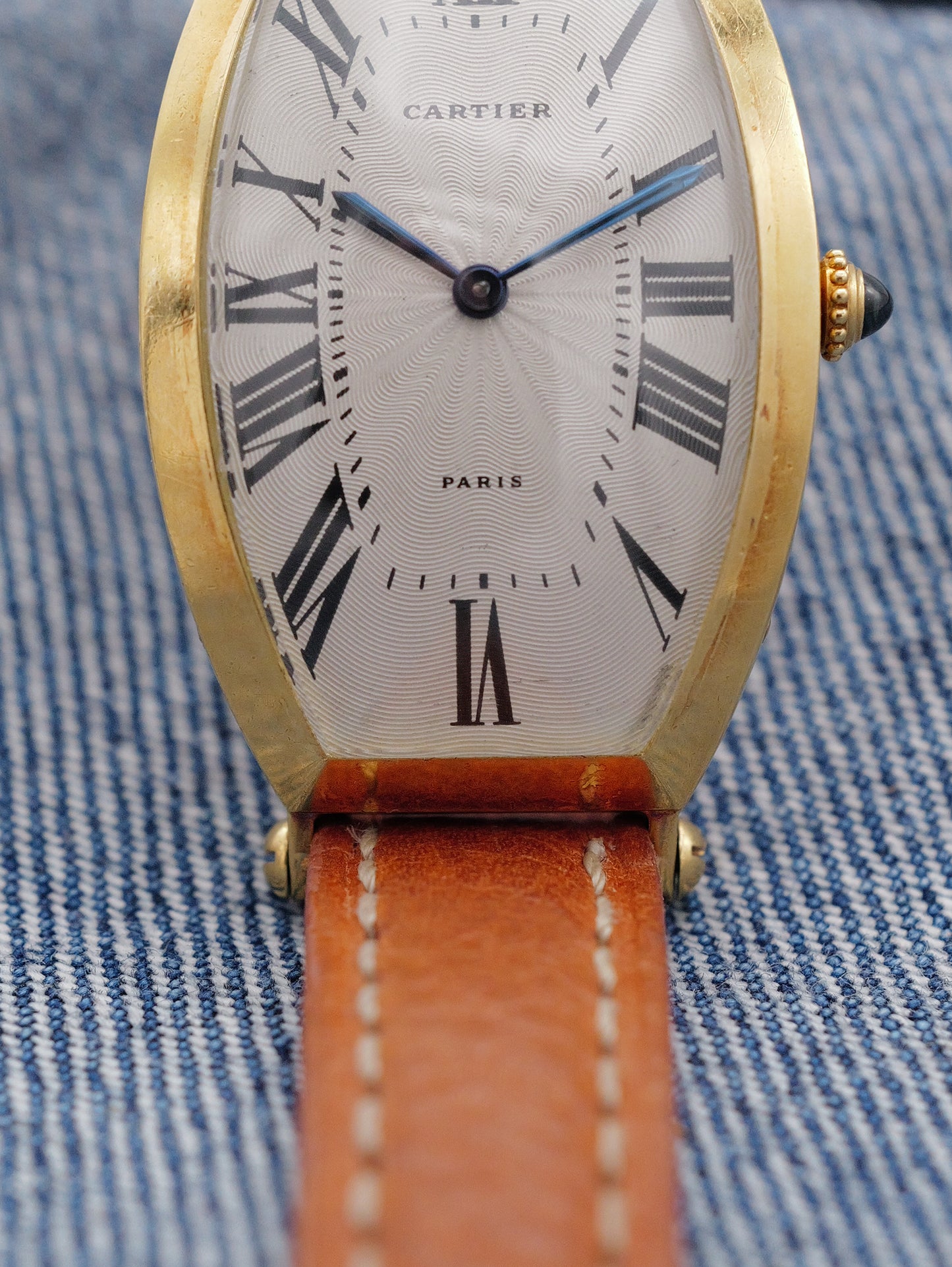 CARTIER TONNEAU